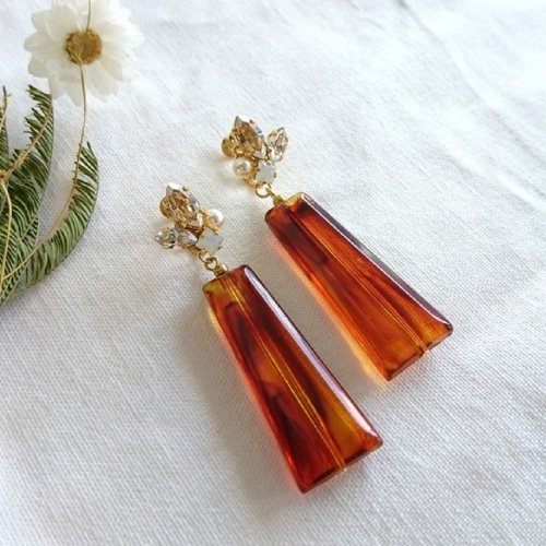 べっ甲×ビジューイヤリング、ピアス - ショップ chourina ピアス
