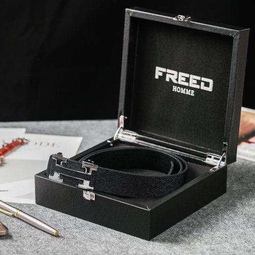 FREED 【FREED】時尚英文字母扣頭商務頭層牛皮耐磨自動皮帶