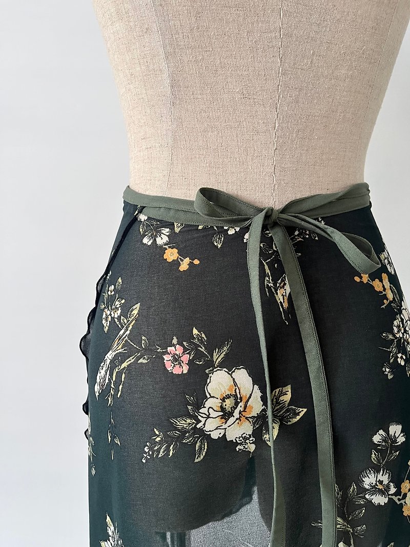 Dark green-flower - Skirts - Other Materials Green