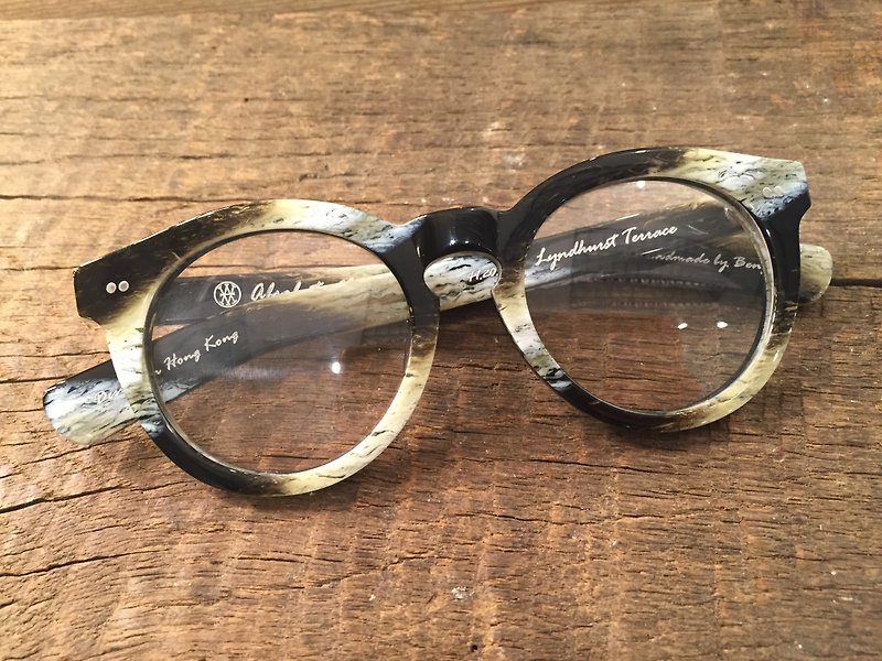 絶対ヴィンテージ - リンドハースト（リンドハーストテラス）円形の太枠で囲ったメガネ、プレート - ホーン黒と白のコーヒーを混合 - 眼鏡・フレーム - プラスチック 