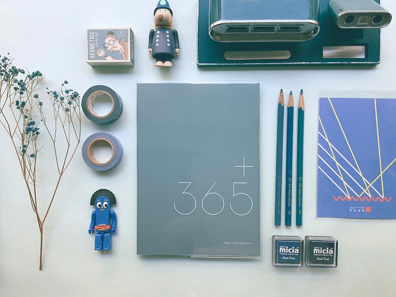 Di Mengqi 365 Good to remember v.2 Deep sea blue - Notebooks & Journals - Paper Blue