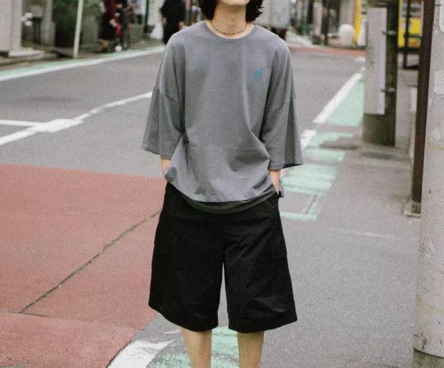 ★MAINBOOTH★(M)Book Club Oversized Shorts(DARK GRAY)★人気 Baggy Short With Zipped Cargo Pockets - Skater Style