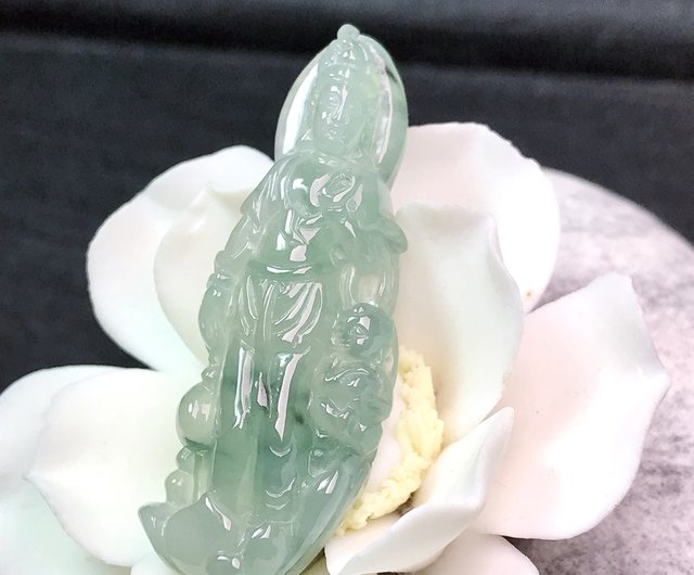 ビルマ翡翠Aグッズ翡翠-氷に浮かぶ花翡翠観音菩薩ギフト翡翠ギフト