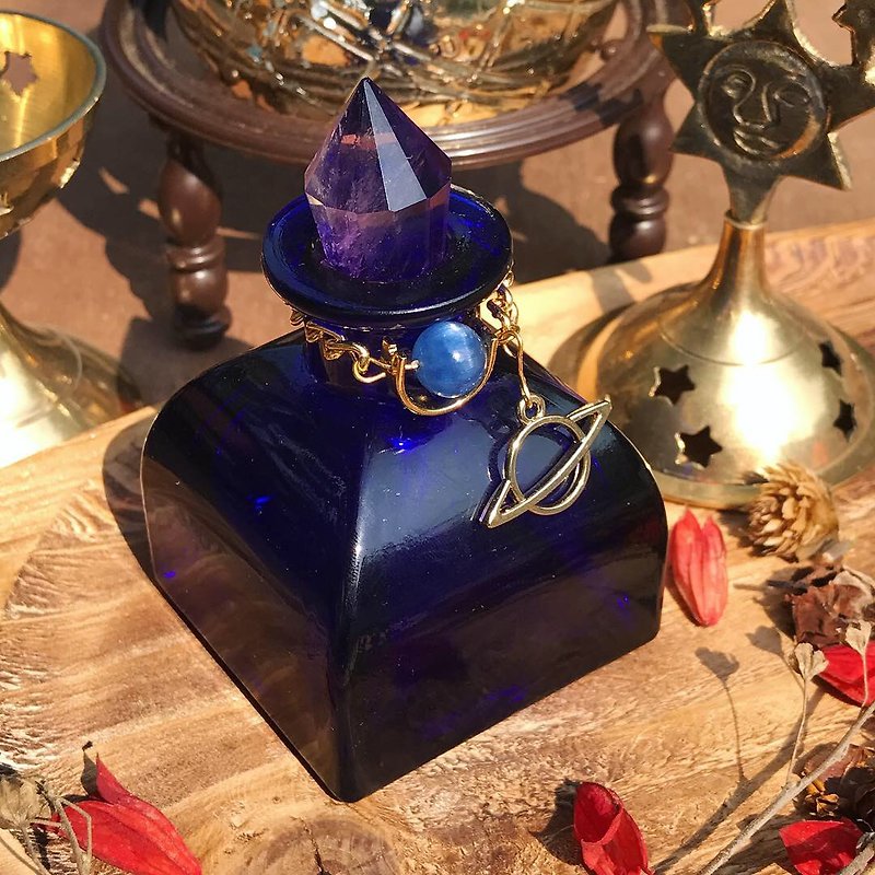 【Lost and find】天然石 藍晶石 紫水晶 宇宙 魔法瓶 擺件 - 裝飾/擺設  - 寶石 藍色