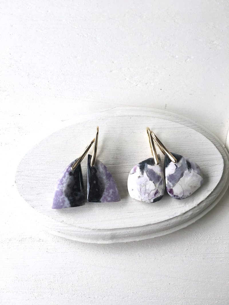 Tiffany stone earring - 耳環/耳夾 - 半寶石 紫色