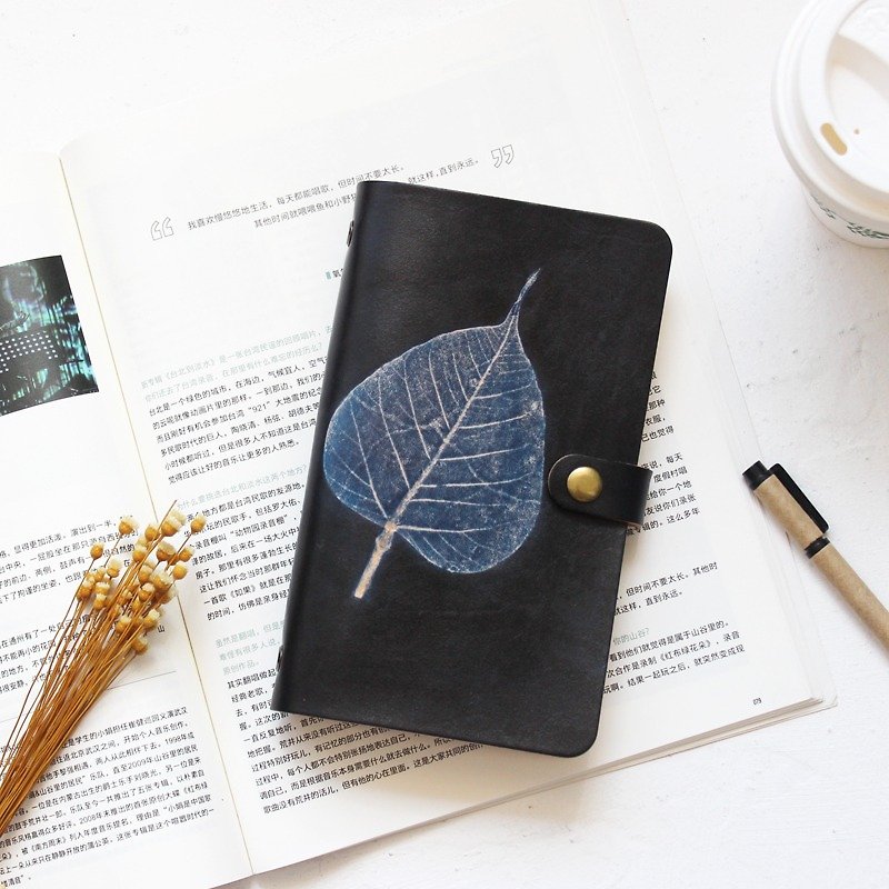 Such as Wei black with mountain blue Bodhi 19 * 11cm A6 leather notebook diary creative gift notepad can be customized handmade - สมุดบันทึก/สมุดปฏิทิน - หนังแท้ 