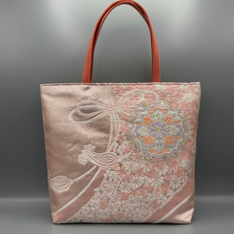 Kimono Obijime Remake Tote bag - กระเป๋าถือ - ผ้าไหม สึชมพู