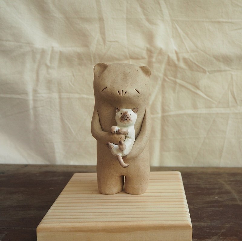 Bear cats lover gapN studio Ceramics  - Items for Display - Pottery Brown