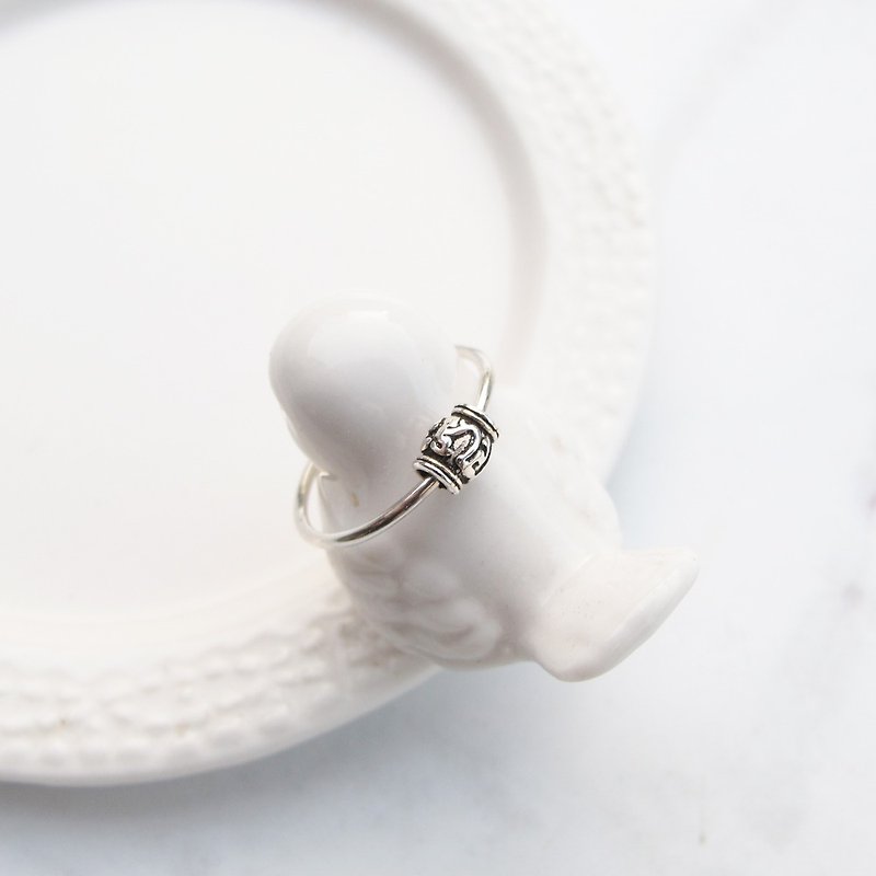 [Handmade custom silverware] Six-character Proverbs × Flower Round Diamonds | Handmade Sterling Silver Ring Tail Ring | - General Rings - Sterling Silver Silver