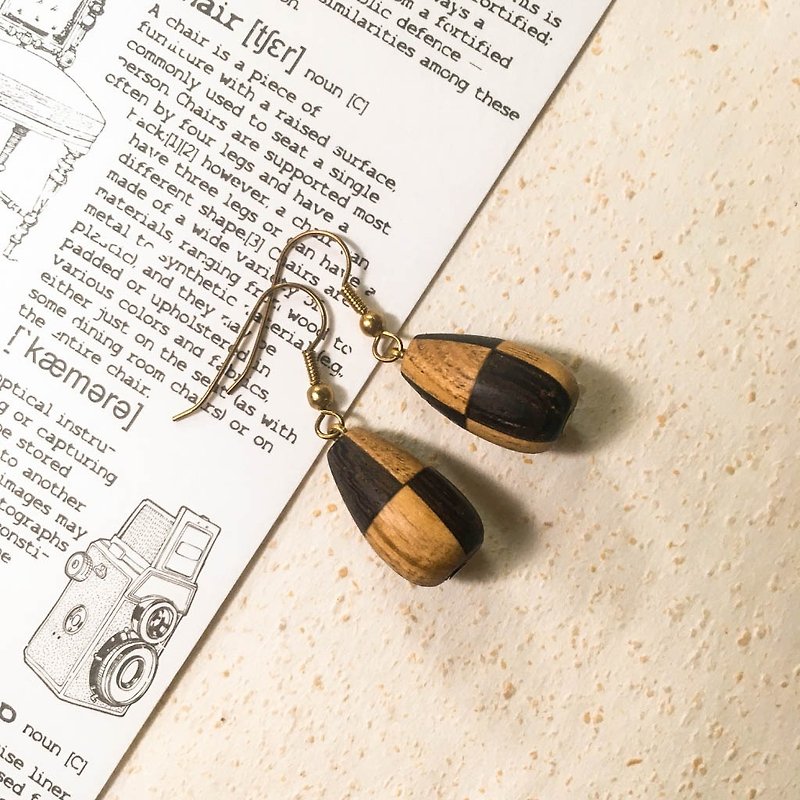 Stitching earrings | handmade wooden earrings / hanging type - ต่างหู - ไม้ 