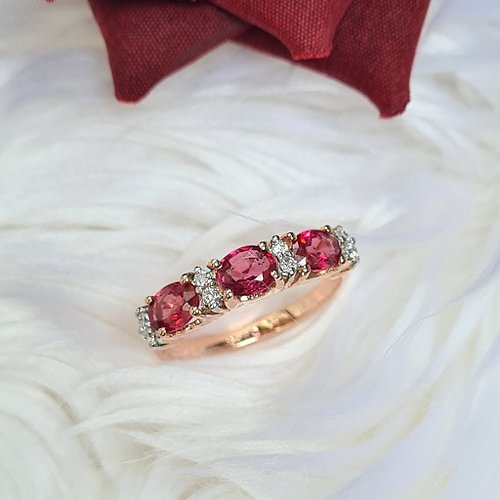 charissagemstone 天然粉色尖晶石配白色鋯石銀鍍玫瑰金戒指