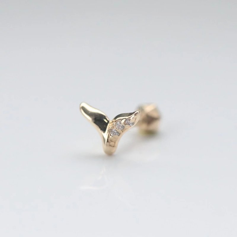 K14金 クジラの尾 ロックボールピアス（シングル）ヘリックス トラガス 色褪せない - ピアス・イヤリング - 貴金属 ゴールド