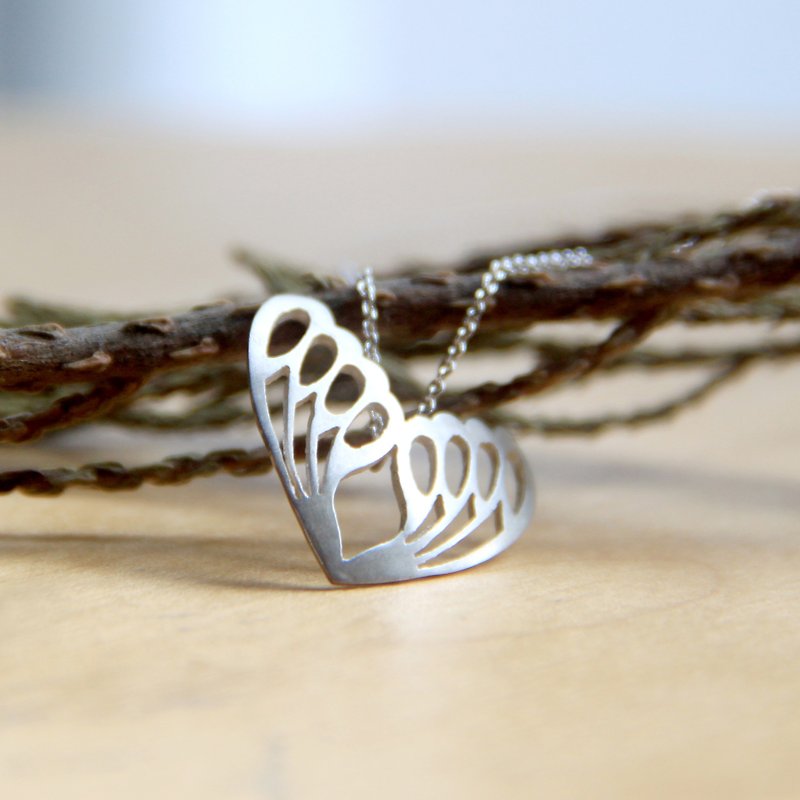 銀蝶系列 - 銀蝶項鍊 - 925純銀手作項鍊 銀飾 禮物 包裝 - 項鍊 - 其他金屬 銀色