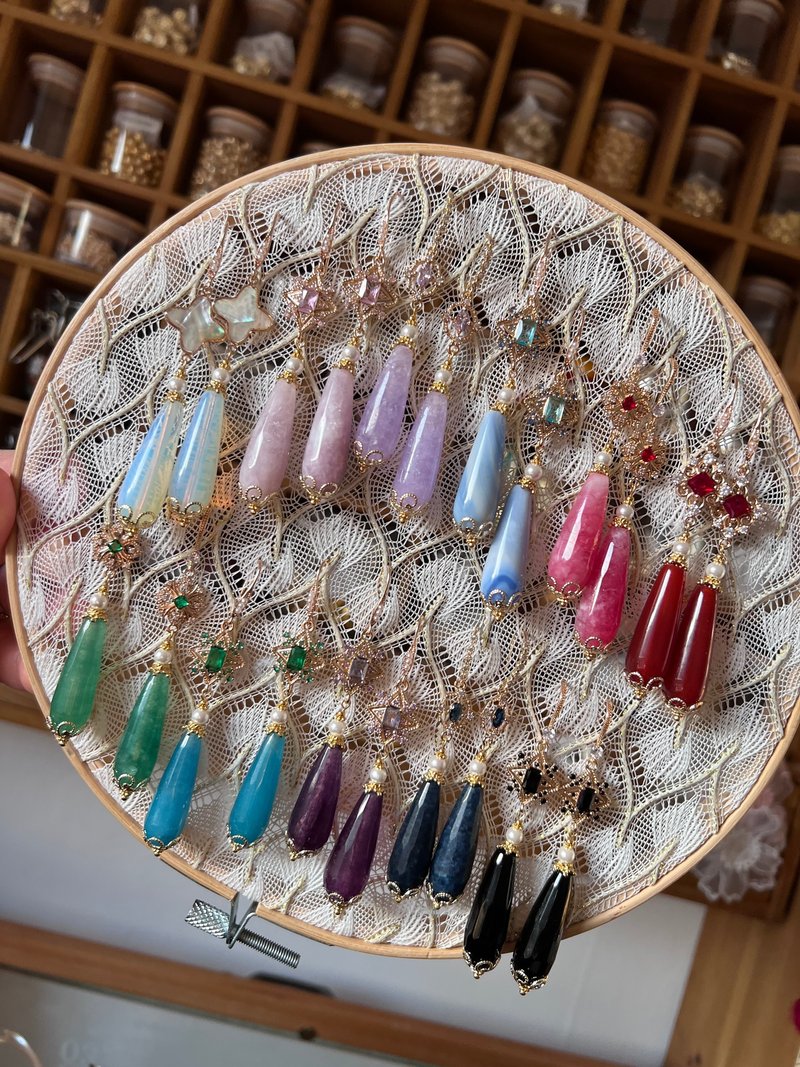 獨家貨品  晶石/瑪瑙耳環 耳環 禮物 手作耳環 - 耳環/耳夾/耳骨夾 - 玉石 多色