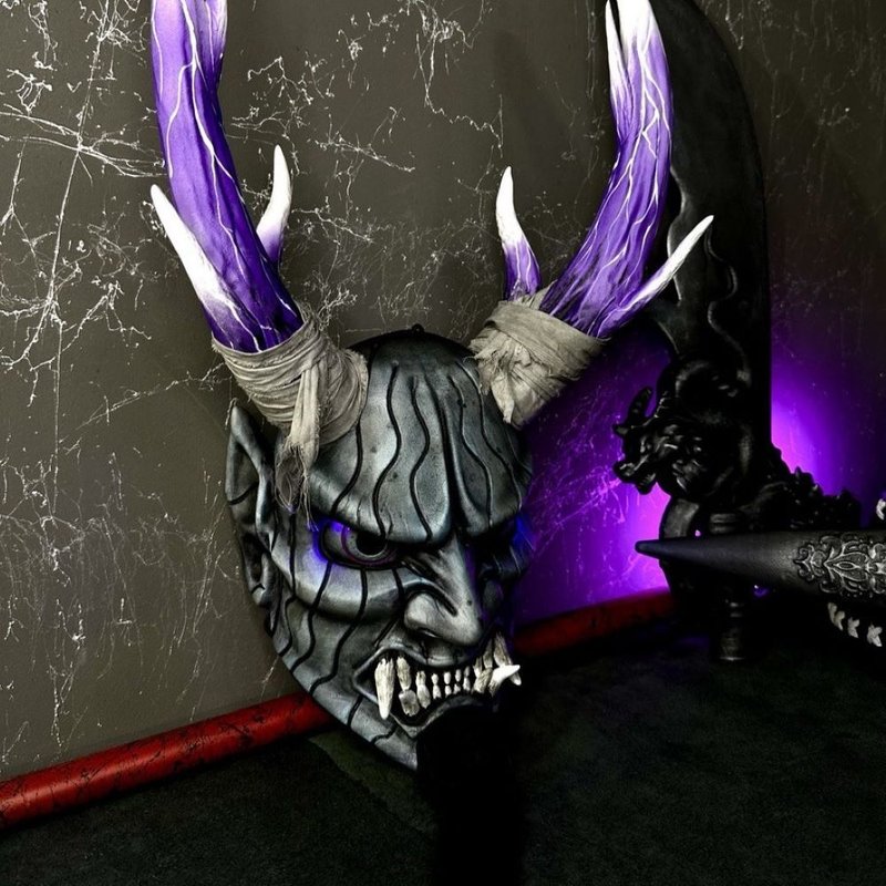 Oni mask, Ghost of Tsushima mask with big horns, Purple oni demon mask - 口罩/口罩收納套 - 塑膠 紫色