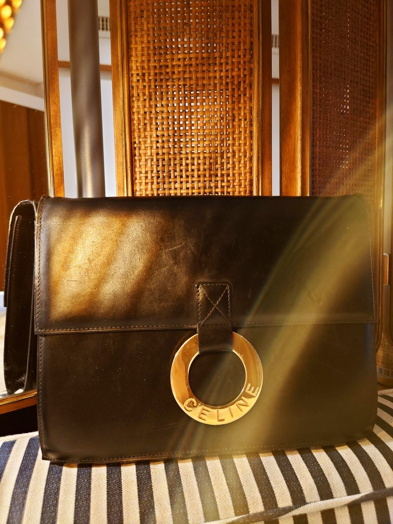 中古包 CELINE 金環帶塵袋信封包單肩包斜揹包斜背包斜揹袋手拿包 - 側背包/斜背包 - 真皮 黑色