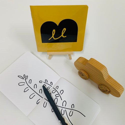 illuBase 看見插畫的力量 illuNote 空白隨身繪圖手帳 / Keep drawing