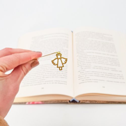 Design Atelier Article Cute Metal Bookmark Angel in Your Book, Small Bookish Gift for Book Lovers