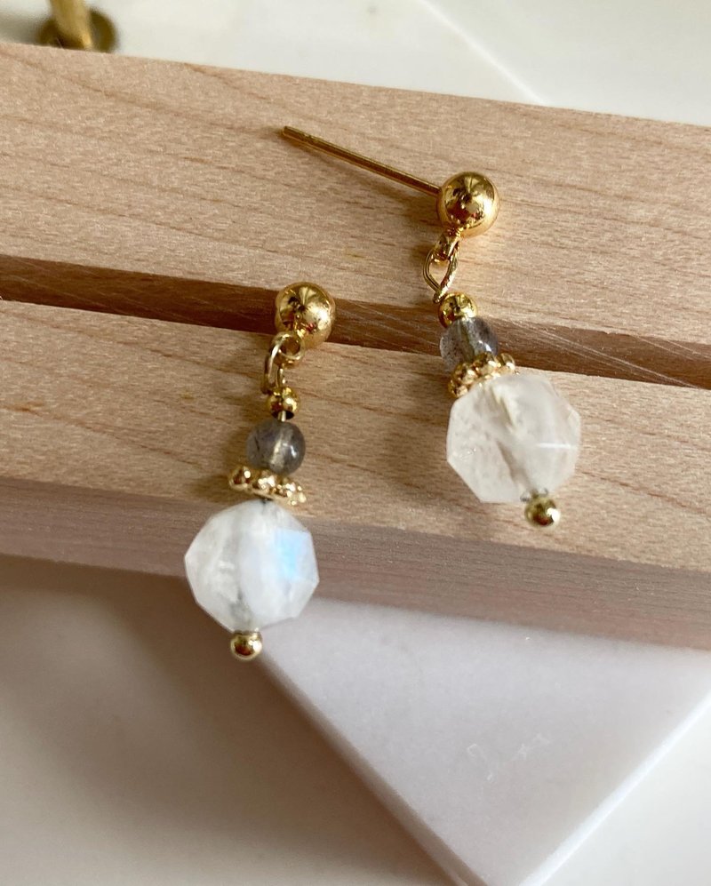 Noble cost-effective star diamond faceted moon Stone with labradorite earrings - ต่างหู - คริสตัล 