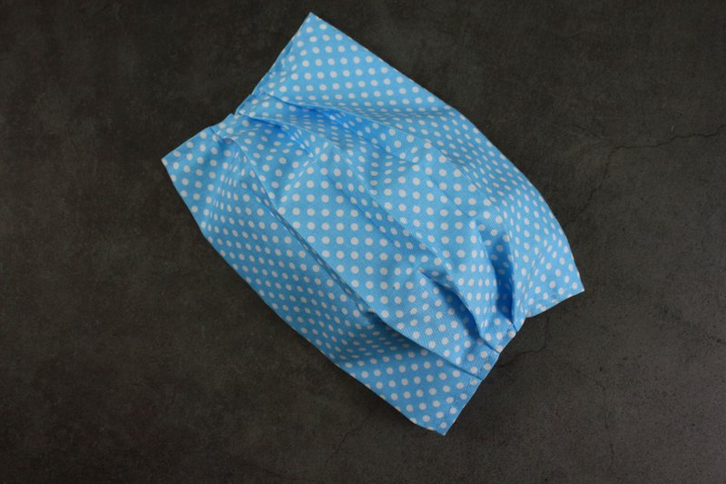 dot-dot-dot นำไปใช้กับหน้ากากใบหน้าผ่าตัด - หน้ากากผ้า - นำมาใช้ใหม่ - หน้ากาก - ผ้าฝ้าย/ผ้าลินิน สีน้ำเงิน