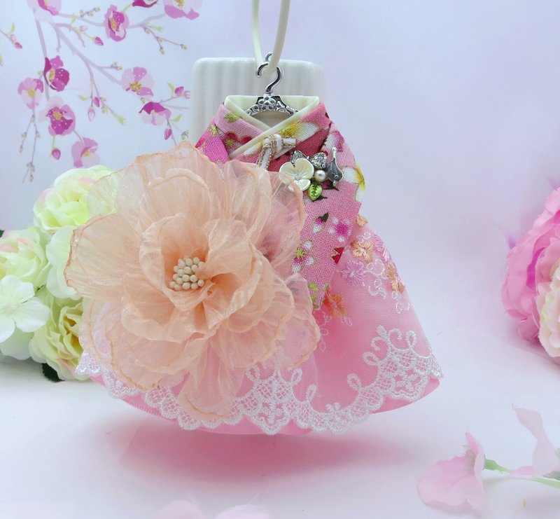 檸檬手作飾品   大橘紗花蕾絲韓服手作鑰匙圈包包吊飾 - 鑰匙圈/鑰匙包 - 棉．麻 
