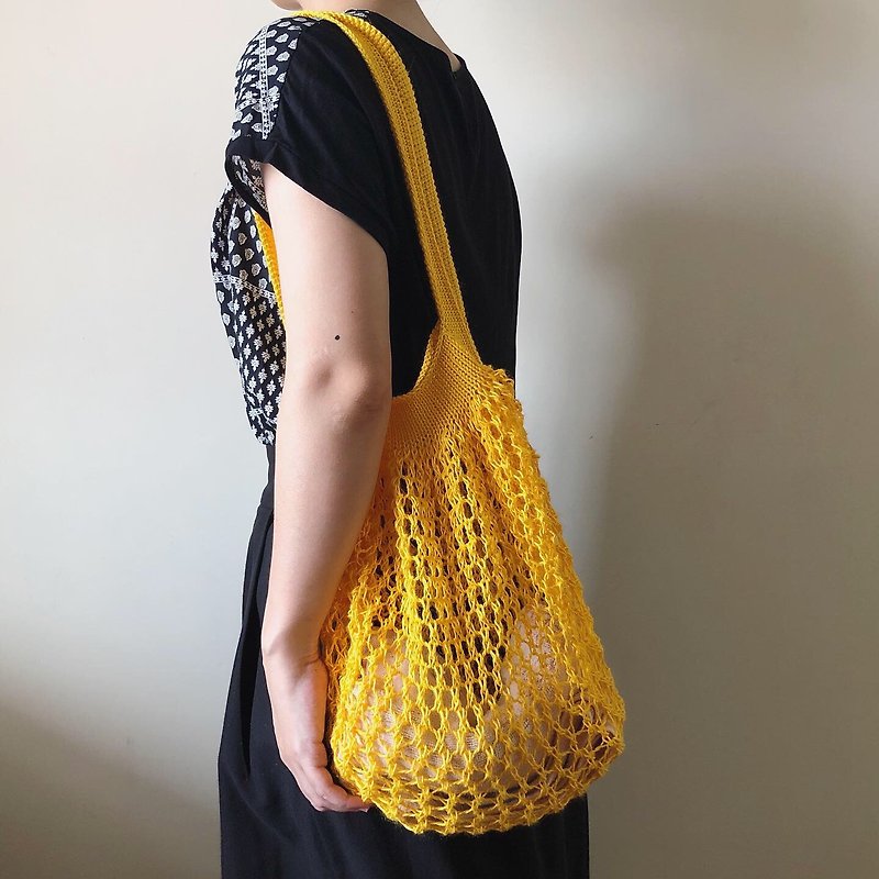 Summer net bag ramie hand-woven side back shoulder bag mango orange - Messenger Bags & Sling Bags - Cotton & Hemp Orange