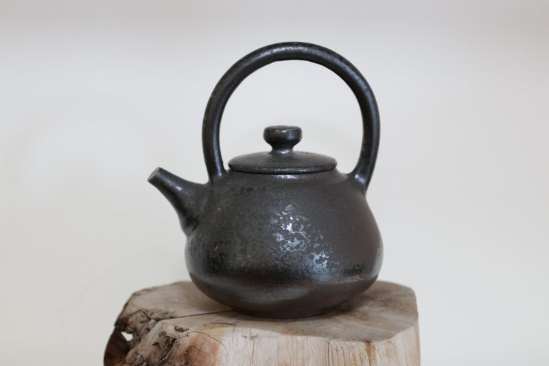 柴燒提樑茶壺/350ml/瀧間拾光 - 茶壺/茶杯/茶具 - 陶 