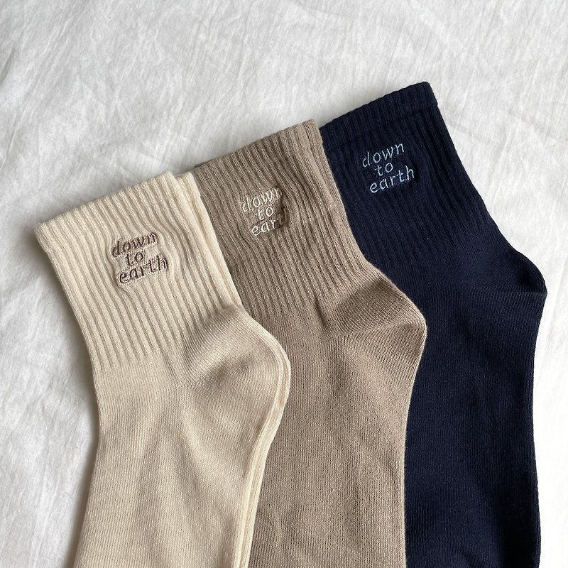 down to earth three-piece socks - ถุงเท้า - ผ้าฝ้าย/ผ้าลินิน หลากหลายสี