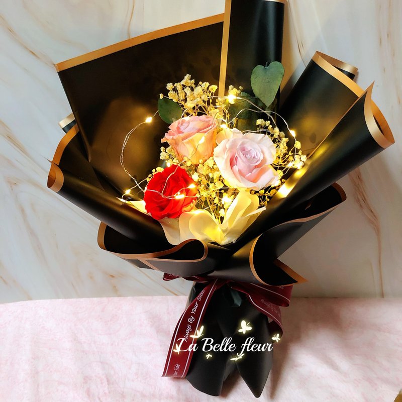 永生大玫瑰花束/情人節花束/求婚花束/生日禮物 - 乾燥花/永生花 - 植物．花 