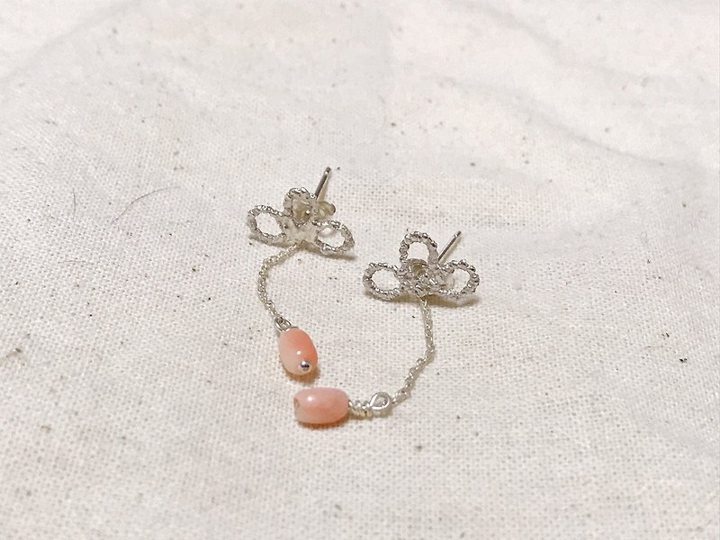 petal × coral pierced earrings / Petals × Coral earrings - Earrings & Clip-ons - Other Metals Silver