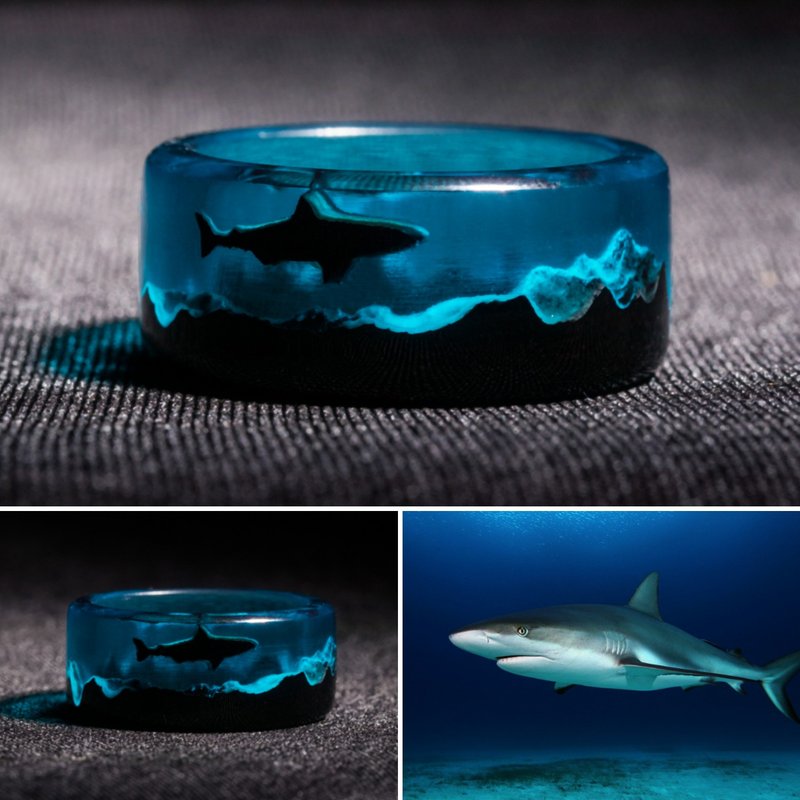 Wooden resin ring Shark ring for men and women glows in the dark - แหวนทั่วไป - เรซิน สีน้ำเงิน