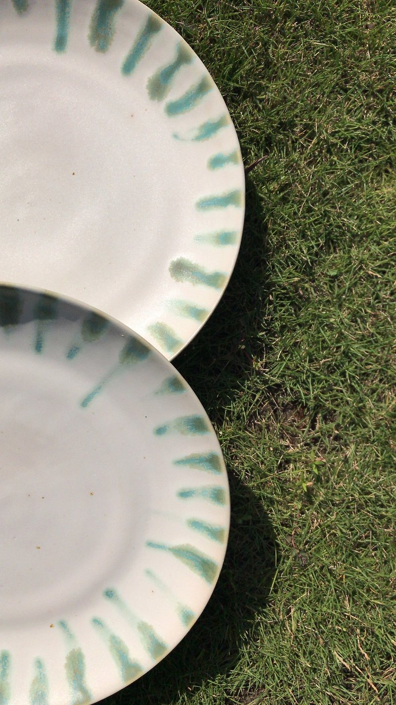 Tea Foam Blue Green Stripe Plate _ Two In - จานและถาด - ดินเผา สีเขียว