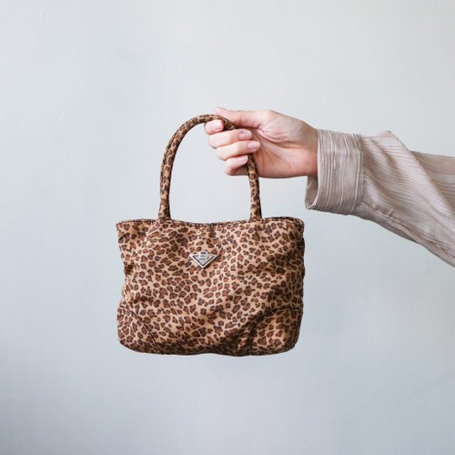 Vintage Bottega Veneta Leopard Print Mini Handbag - Shop fillings Handbags  & Totes - Pinkoi