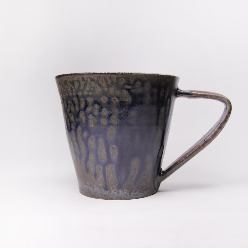 明芽窯 l  柴燒灰藍流釉馬克杯 - 咖啡杯 - 陶 藍色