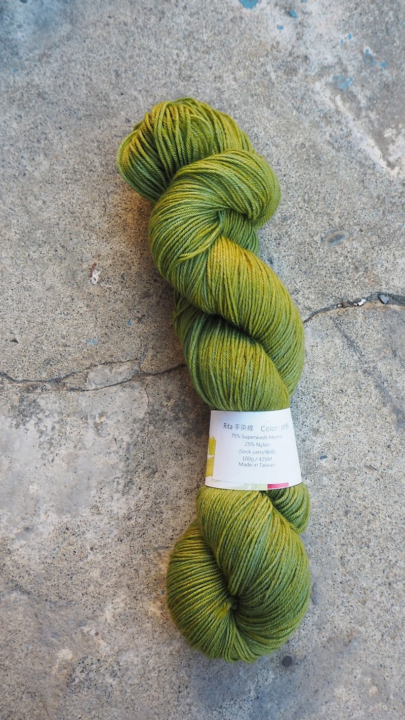 Hand dyed the line. Green field (Sock yarn / socks line) - Knitting, Embroidery, Felted Wool & Sewing - Wool Green