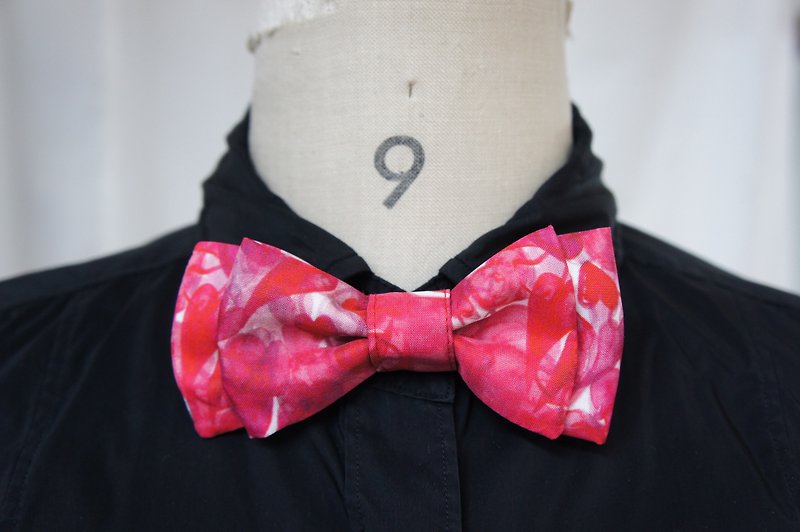 Bow tie / Love camouflage bow tie / love camouflage - Ties & Tie Clips - Polyester Pink