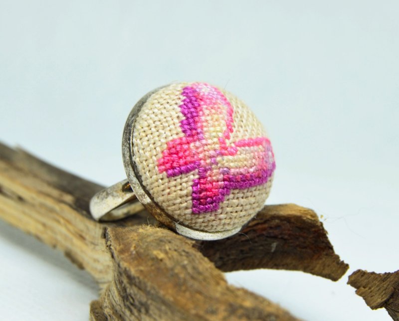 粉色蝴蝶刺繡圓環十字繡精緻首飾為她手工製作的禮物 - 戒指 - 繡線 粉紅色