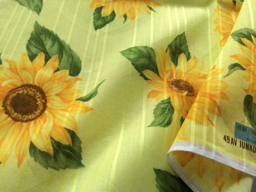 ✺ひまわりページ✺ Amazon.co.jp: ひまわり壁面飾り ペーパークラフト 759 : おもちゃ