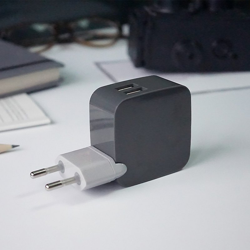 SMIGHTY | 高效能充電轉換座雙USB4.8A輸出多國通用 - 黑色 - 其他 - 塑膠 黑色
