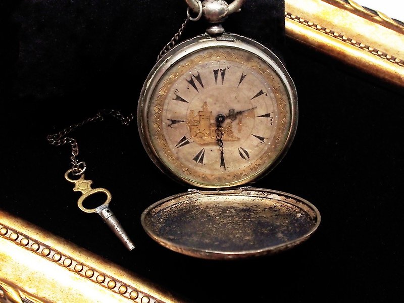 1910 century antiques carved pocket watch - สร้อยคอ - โลหะ สีทอง