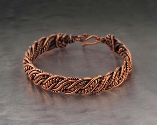 Wire Wrap Art Handmade copper bracelet Unique wire wrapped metal bangle Antique style jewelry