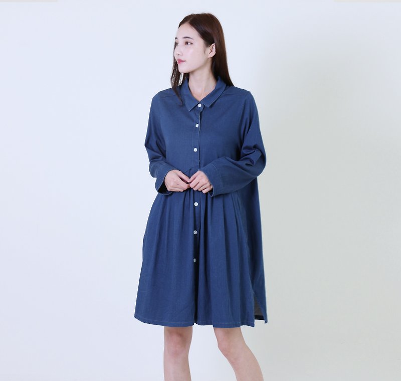 +裙襬襯衫/深藍+ - 女襯衫 - 棉．麻 藍色