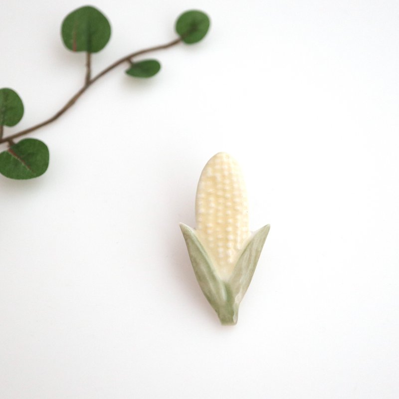 Corn pin brooch - 胸針 - 瓷 黃色
