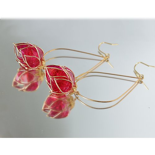 EriKa-Tokyo Red Flower earrings 14KGF