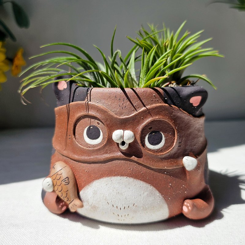 Cat plant pot, a cute fish thief. Brown animal planter. - 花瓶/花器 - 陶 