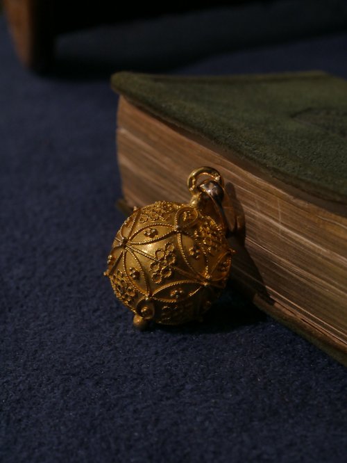 鑲珹古董珠寶 1850年 法國 浪漫主義時期 18k金滿版金絲繞金球吊墜