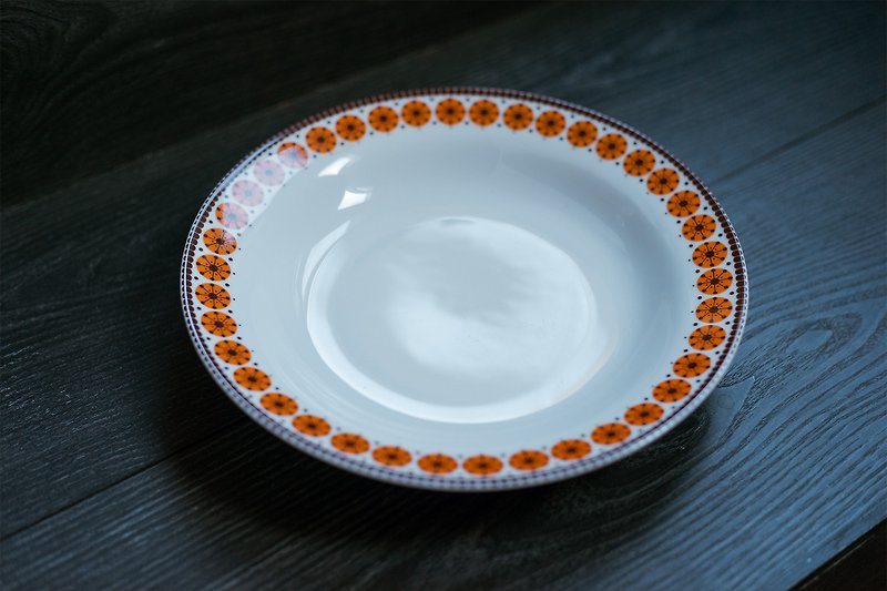 德國Winterlingー復古幾何古董沙拉盤 / 菜盤ーretro/歐洲老件 - 盤子/餐盤 - 瓷 橘色