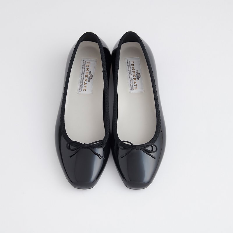 EMMA (BLACK) PVC SQUARE TOE FLATS square toe pumps rain shoes - รองเท้ากันฝน - วัสดุกันนำ้ สีดำ
