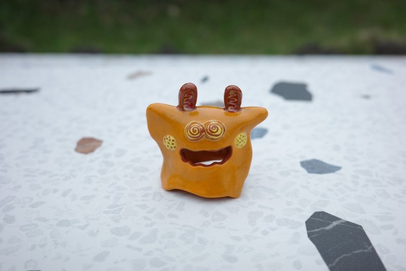 Little Ghost Treasure Bag-Hot Dog Ghost | Night Light, Incense Holder | - Lighting - Pottery 