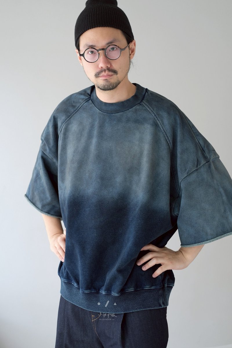 深潛水染落肩寬鬆五分袖上衣 - 2色 - 潛水藍 - 男 T 恤 - 棉．麻 藍色